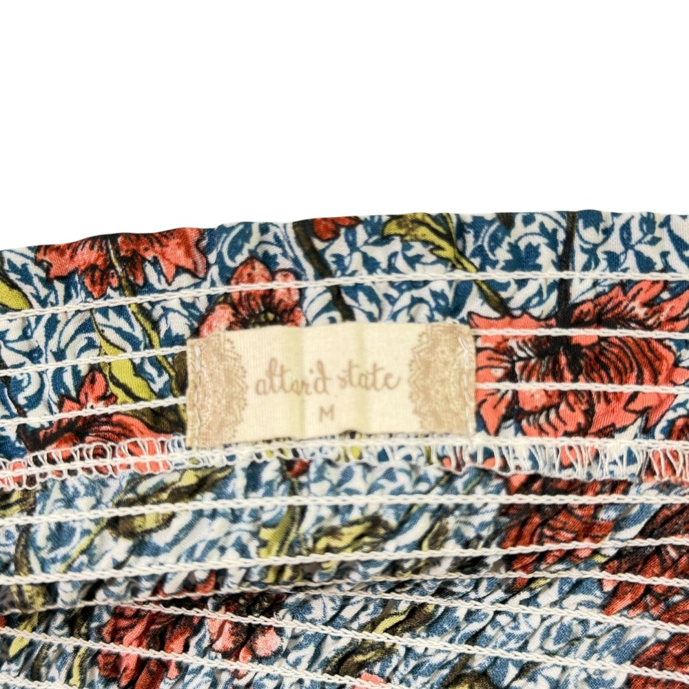 Altar'd State Celia Romper M Blue Red‎ Floral Smocked Off Shoulder Bell Sleeve - Picture 4 of 9